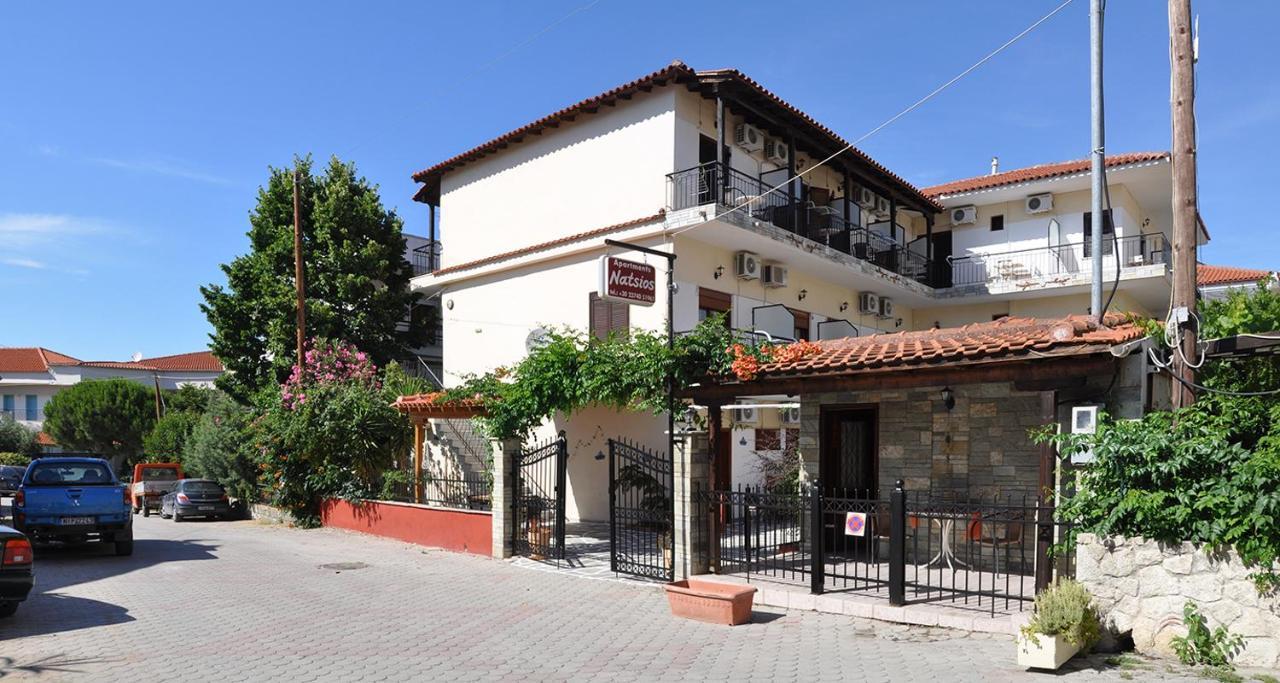 Natsios Apartments Hanioti Esterno foto